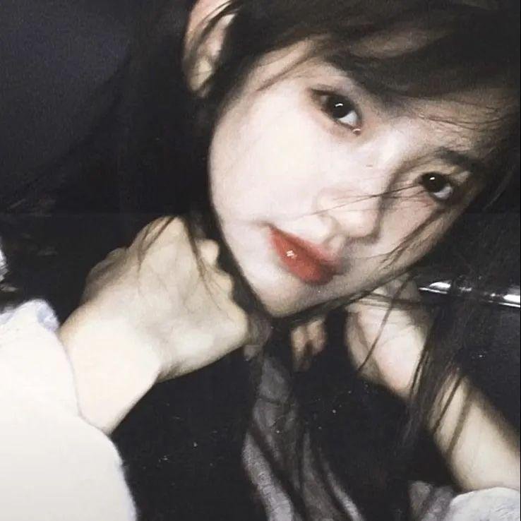 女孩的夏日秘密